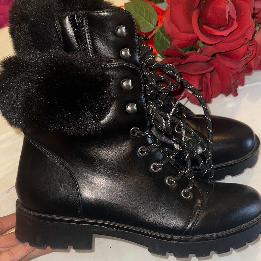 Boots ESPRIT Women's Black Fur-Lined Lace-Up 3” Chunky Heel Sz 8  Bunny